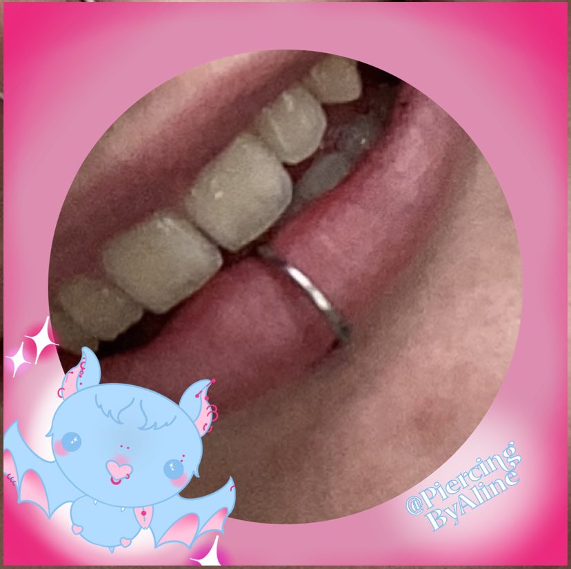 PiercingbyAline's tweet photo. Hey !

Je perce sur Paris et sur Troyes mais manque de visibilité

Si pouviez rt ce tweet pour qu'un maximum de personnes le voit ça serait incroyable 

Voilà des exemples de piercings que j'ai réalisés !

Vous pouvez me contacter sur twitter et insta @/piercingbyaline par mp 💕 https://t.co/wJeX7SxahL