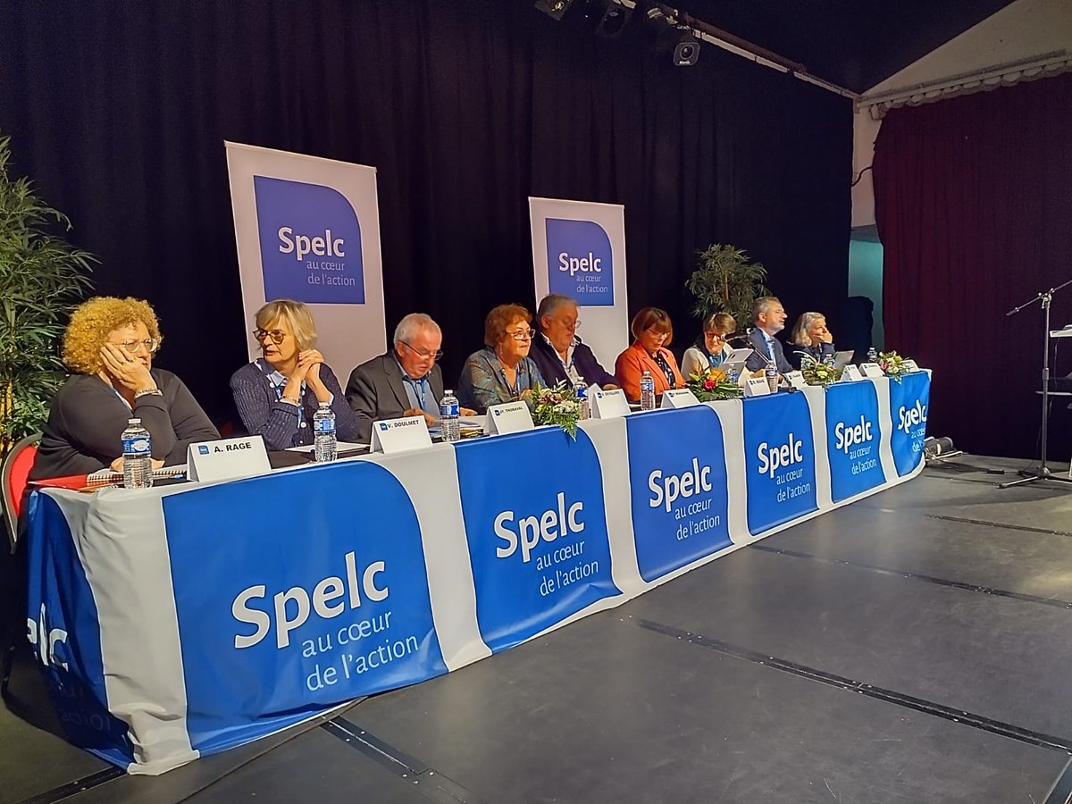 FederationSPELC's tweet image. L'assemblée générale de la Fédération des Spelc s'est ouverte en présentiel ce jeudi 20 avril. 
Autour du bureau fédéral et de l'équipe d'accueil des Pays de la Loire, notre présidente Régine Mahe, s'est exprimée sur les enjeux contemporains pour notre fédération.