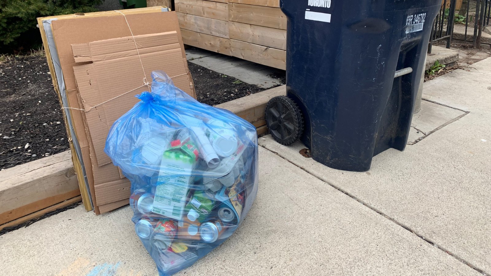 City of Toronto on Twitter "Have more recycling than will fit in your