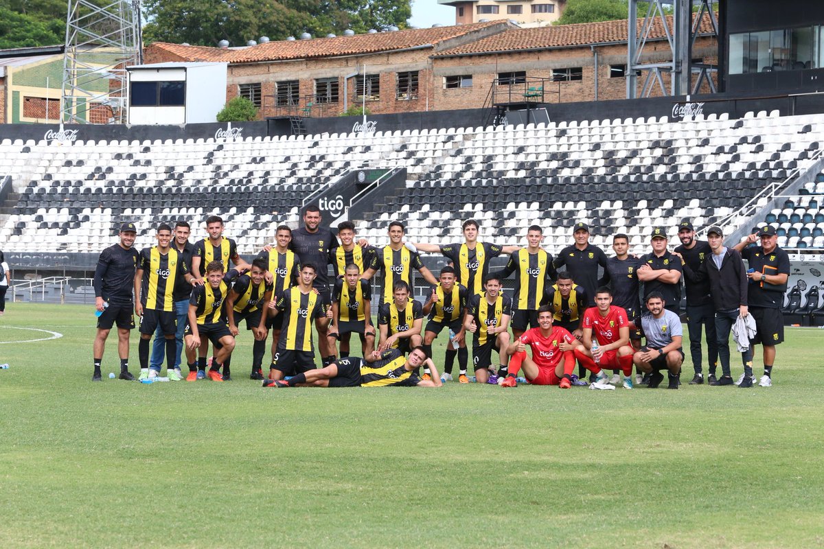 ClubGuarani's tweet photo. #Reserva
¡Cerramos la primera rueda con todo! 🚀
¡VAMOS ABORIGEN! 💛🖤 https://t.co/A8lE3tNurL