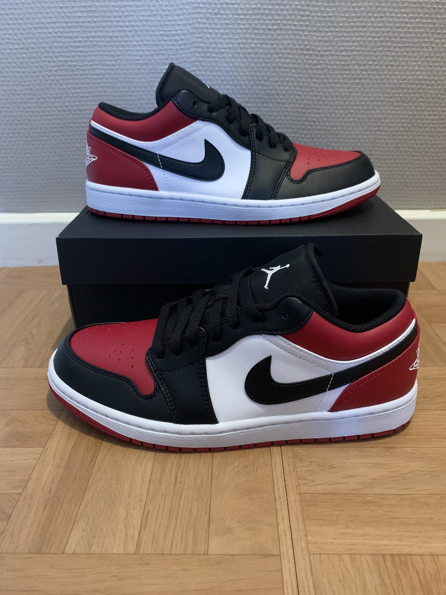 LBMerchandise's tweet photo. Aj1 Low Bred Toe 8.5US/9.5US
Blazer Off-White Black 9US
New Balance 550 Au Lait 7.5WUS
@WolffOscar @bcd_leo https://t.co/lvBURq6lFE