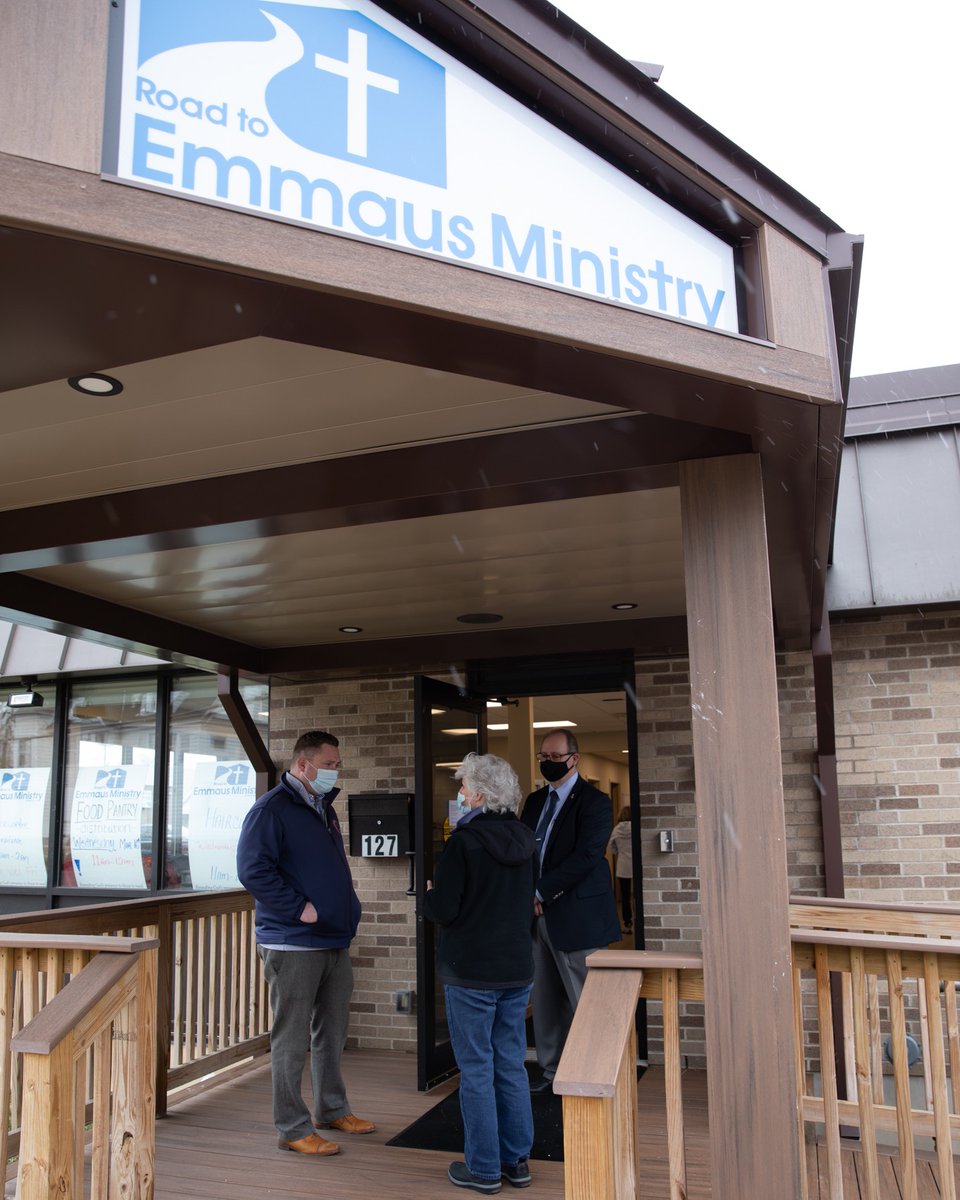 IUOE Local 158 is proud of our partnership with Road to Emmaus. Giving back to the Syracuse community is our pride and joy. ❤️

Thank you to our brothers and sisters who distributed meals, and for helping to strengthen our community. #ActsOfKindness