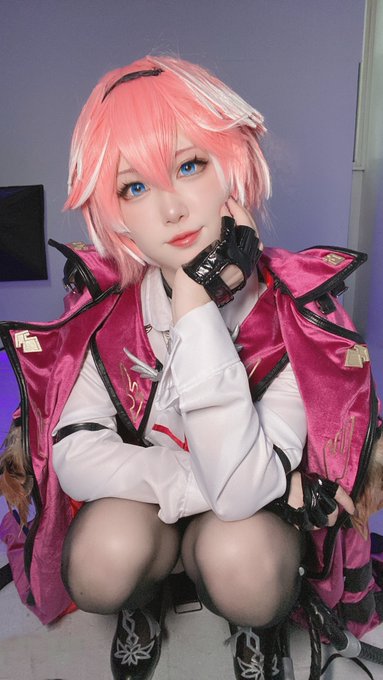 Twitterのコスプレ画像9