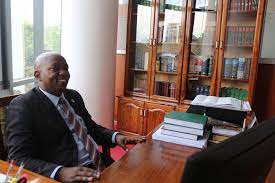 Tundu Lissu alilalamika kuhusu usalama wake kwamba anafuatwa na gari, Polisi ikaka kimya akapigwa risasi, Rais Samia akatoka na kutamba kwamba polisi awakosei namna ile 

<a href="/pmadeleka/">Peter Madeleka</a> amelalamika anataka kuuwawa na dola, leo ametekwa na kupotea #FreeMadeleka