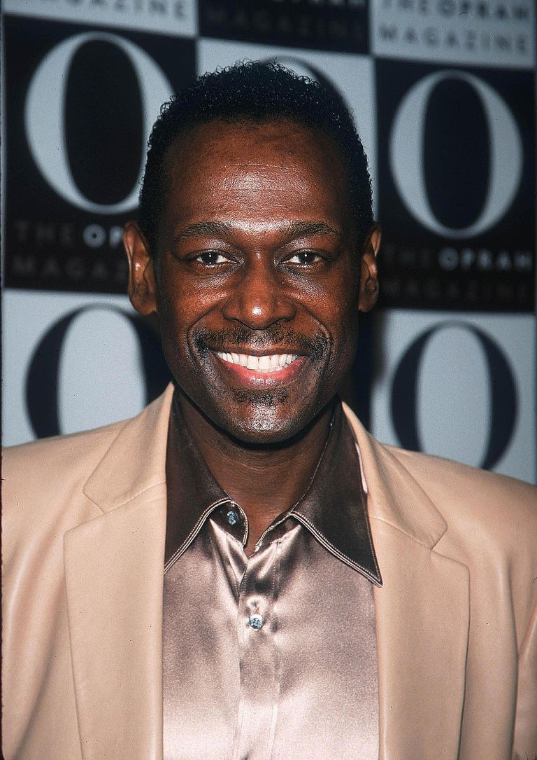 Happy Birthday to the late Luther Vandross who would\ve turned 71 today. 