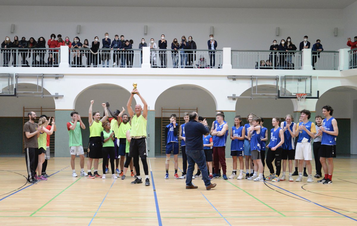 Berlin Cosmopolitan School tweet media