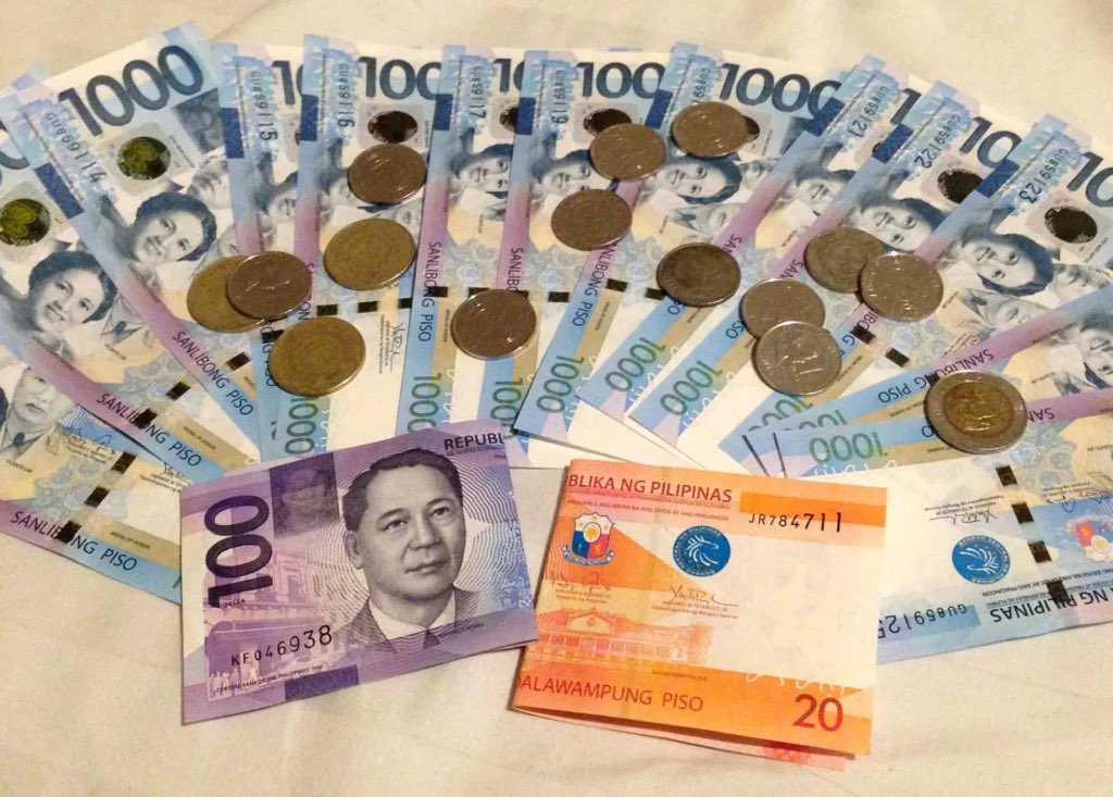 MelPhAvge's tweet photo. Filipinas es mucho más barato a diferencia de España. Esto se debe a que allí, utilizan los pesos filipinos. 1 peso filipino equivale a 0,018€ ¿Curioso, verdad?🤑💴💸 #descubreelmundoconavge https://t.co/dVpsoEOxCW