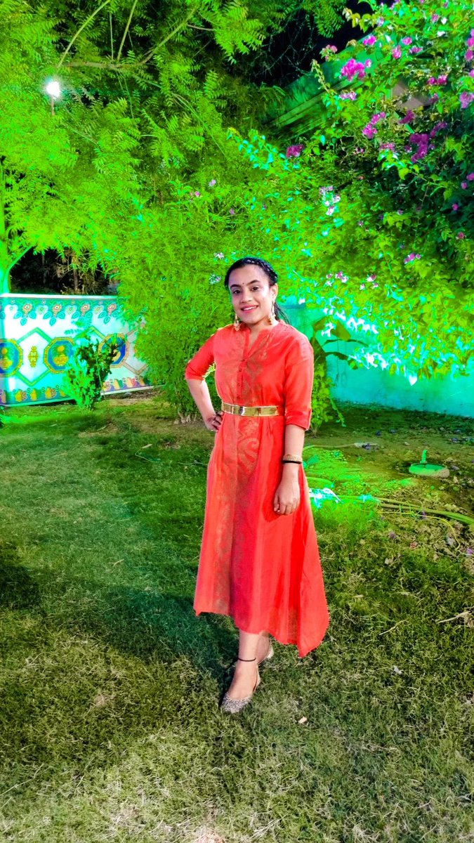 BaxiNatasha's tweet photo. Bold, Bright and Beautiful Baxi ๐๐งก
#indowestern
#sangeetoutfit
#friendswedding
#eveningwellspent
#colourful
#hairdo
#subtlemakeup
#leoshinesbright https://t.co/izCuGaTtl5