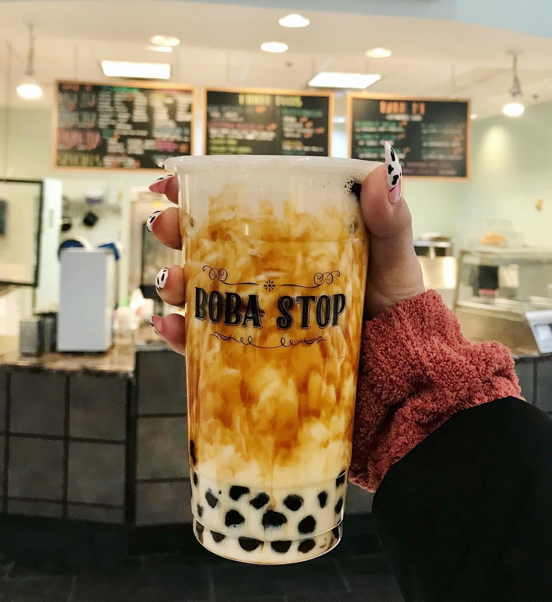 waldengalleria's tweet photo. Happy National Bubble Tea Day! 
Stop in and grab one at BobaStop today!
📷: foodformel https://t.co/xKvceoycIw