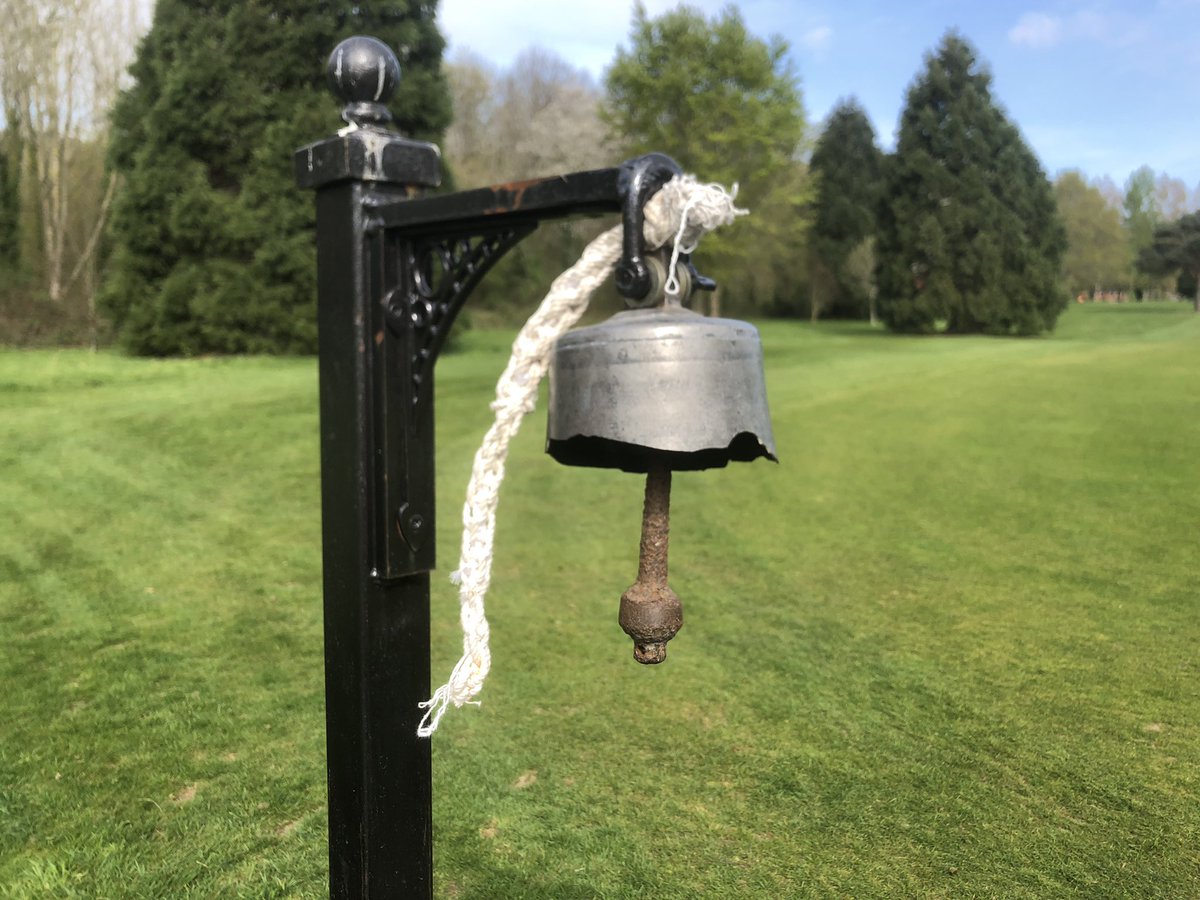 Note to all members,
Please don’t hit the on course bells with your clubs. We have small dents on 2 new bells now and the 3rd bell has been smashed over the weekend. Respect your course please!!