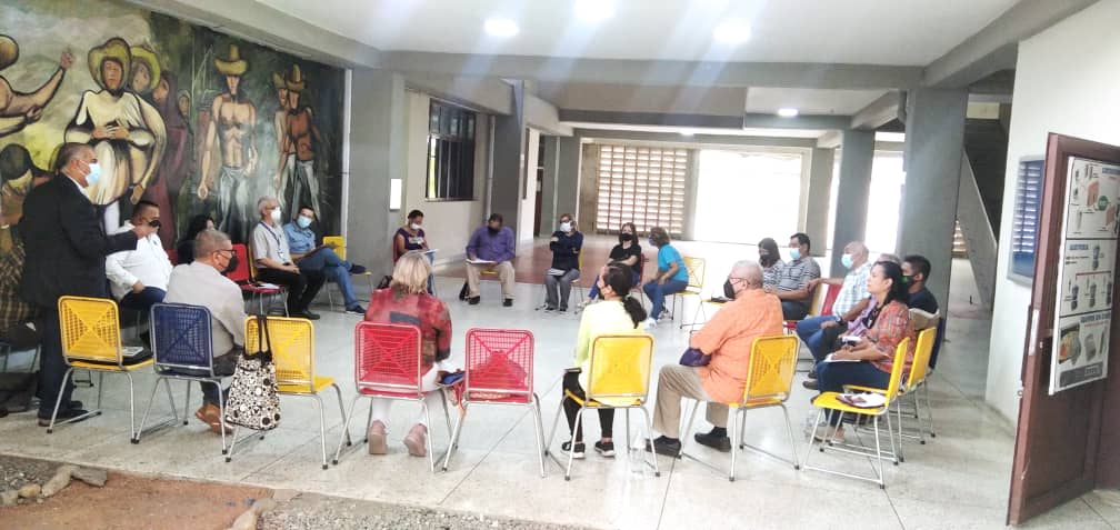 uptlara's tweet photo. #Enterate En Consejo de Departamento docentes del #PNFCP evaluaron estrategias para iniciar nuevo trayecto para estudiante regulares y de reingreso.
#UptaebActiva
@michellyvivas @Elida_Luna_Beta @olivapineda04 @CatariDania https://t.co/N48hsWQNDv
