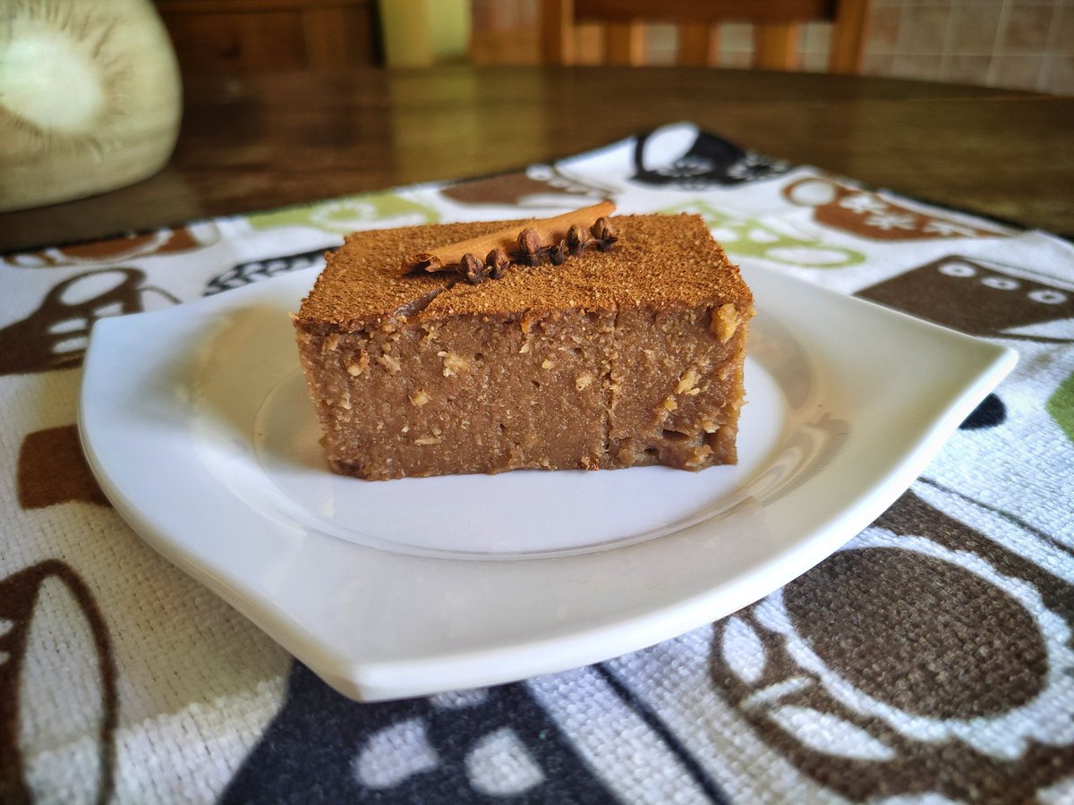 Cada semana santa, mamá tenía la tradición de hacer dulces con coco, una tradición que ella aprendió de su madre.

Esta semana Santa que pasó, continúe con la tradición y preparé 🤤 majarete de #coco. Comparto la #receta contigo de mi blog en #Hive 👇🏻

peakd.com/hive-120586/@j…