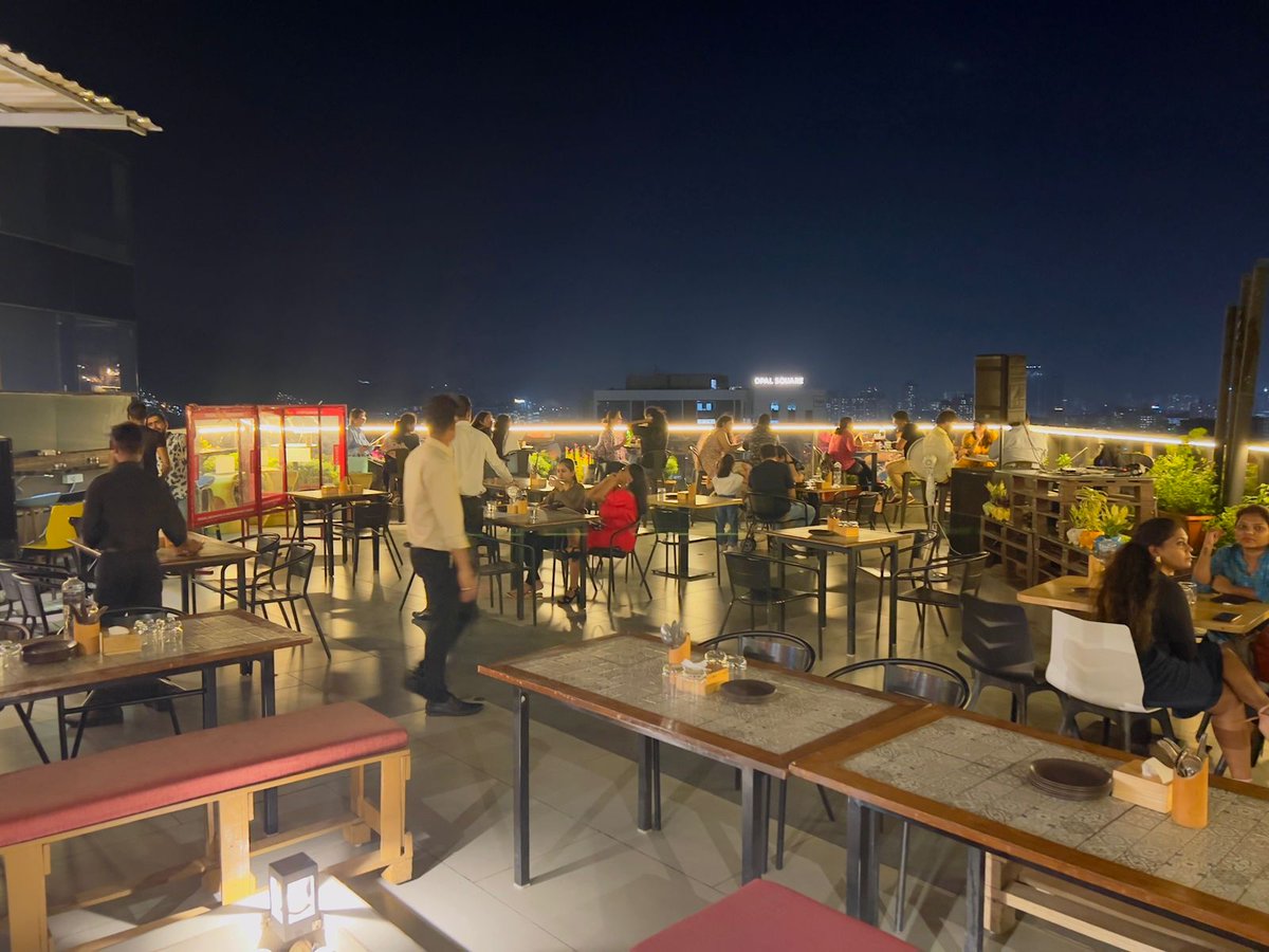 _Winterwolfx_'s tweet image. When life F*cks you up Go and party! 🤓🤓
#partyscenes