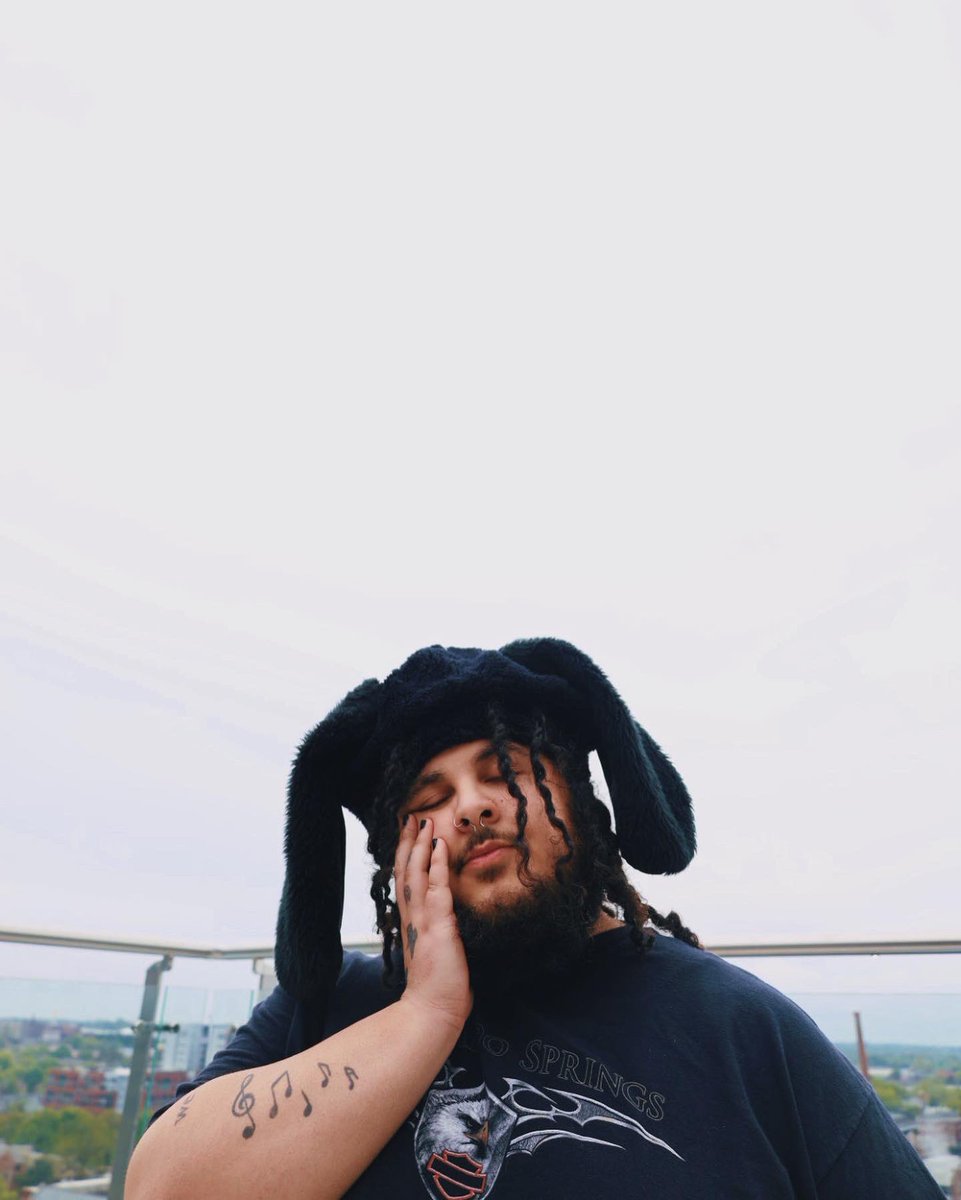 icryprada's tweet photo. birthday shit https://t.co/Aak1nUoxwA
