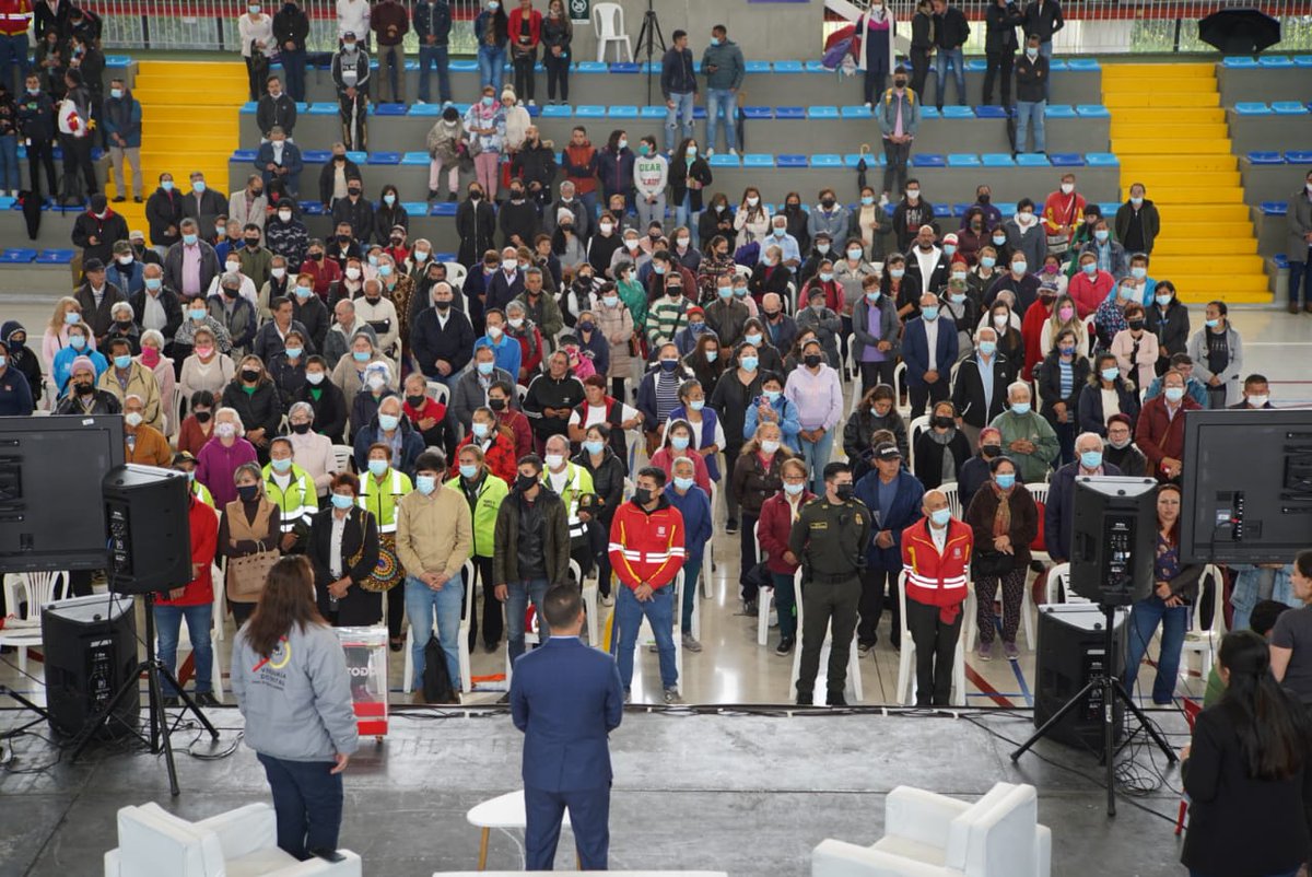 JosephPlazaP's tweet photo. A 1 año de estar al frente de la Alcaldía de Tunjuelito asumiendo este gran reto, también rendimos cuentas a la ciudadanía, informando cómo y de qué manera se han ejecutado los recursos públicos de la localidad, aunque vale la pena decir que éste debe ser un ejercicio cotidiano https://t.co/VawqIxjHri