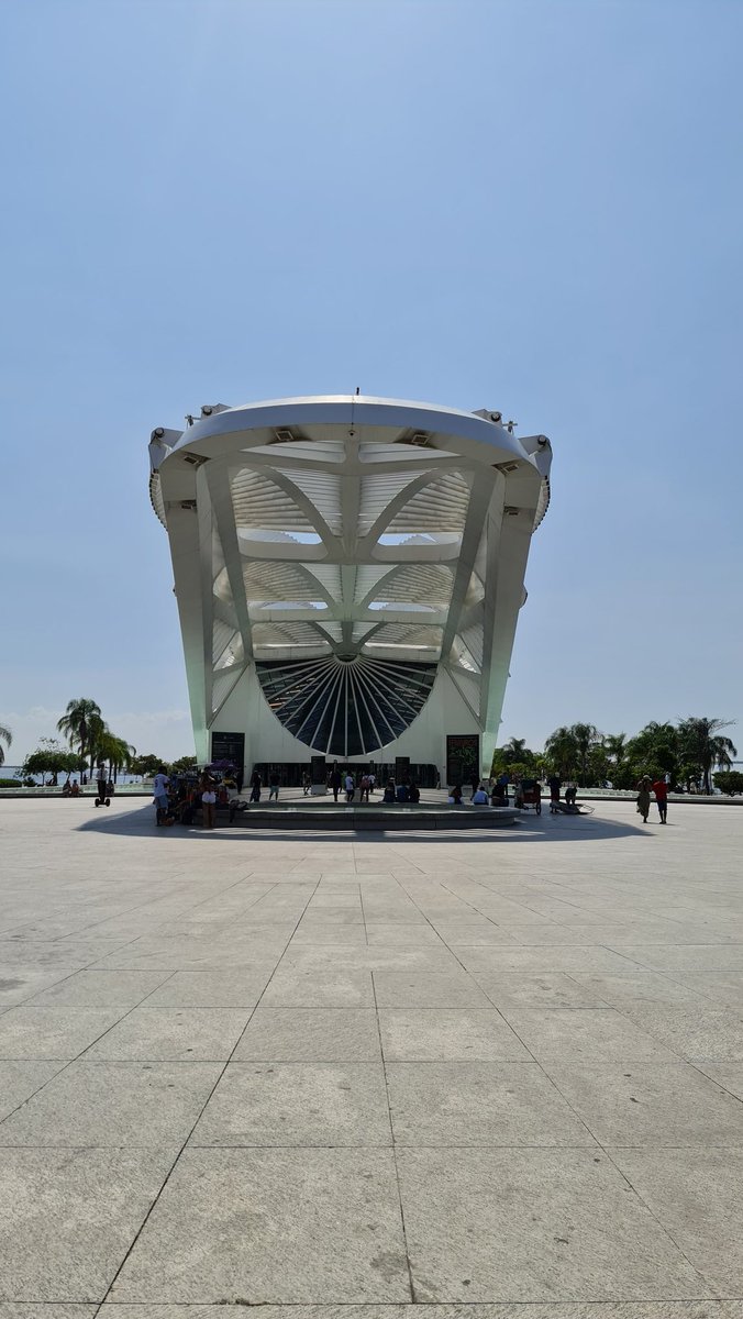 joseegas's tweet photo. Hoje estive no @MuseudoAmanha, conhecendo e interagindo com o incrível acervo do qual o ACNUR contribuirá com as reflexões sobre onde estamos, para onde vamos e como chegaremos lá. 
Muito obrigado @piquetricardo, @lucianadelamare e @erickagavinho. @ACNURBrasil https://t.co/Xd47wpJ9UN