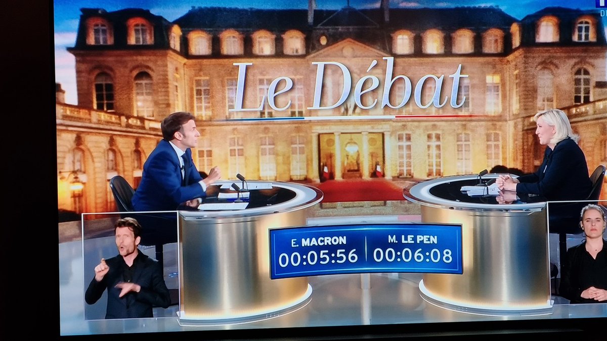 "Nous sommes dans la vraie vie madame..." rétorque M Macron à Mme Le Pen.
...Quelle vraie vie... ? #Macron #vraievie #vie #lepen #DebatMarineMacron #demain