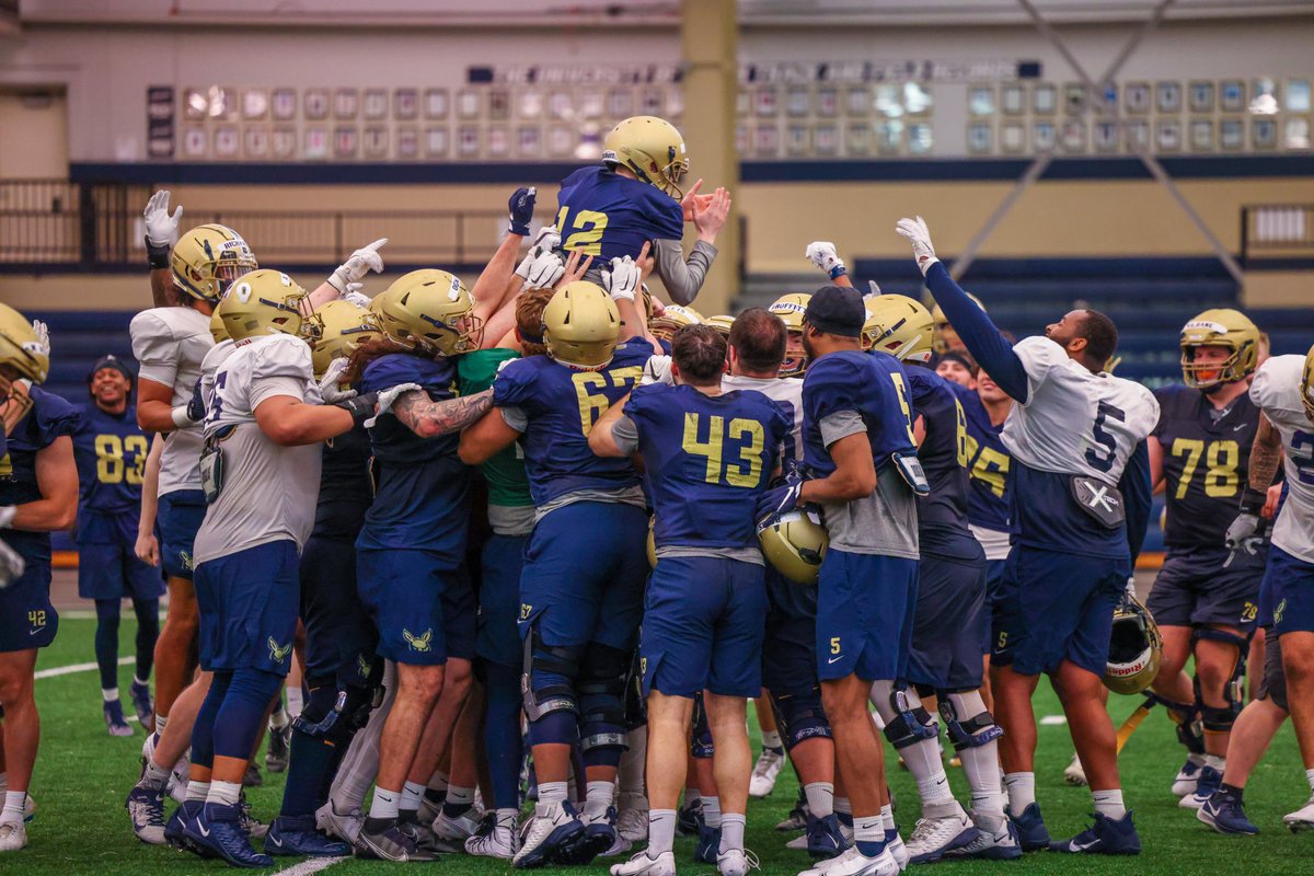 Akron Football tweet media