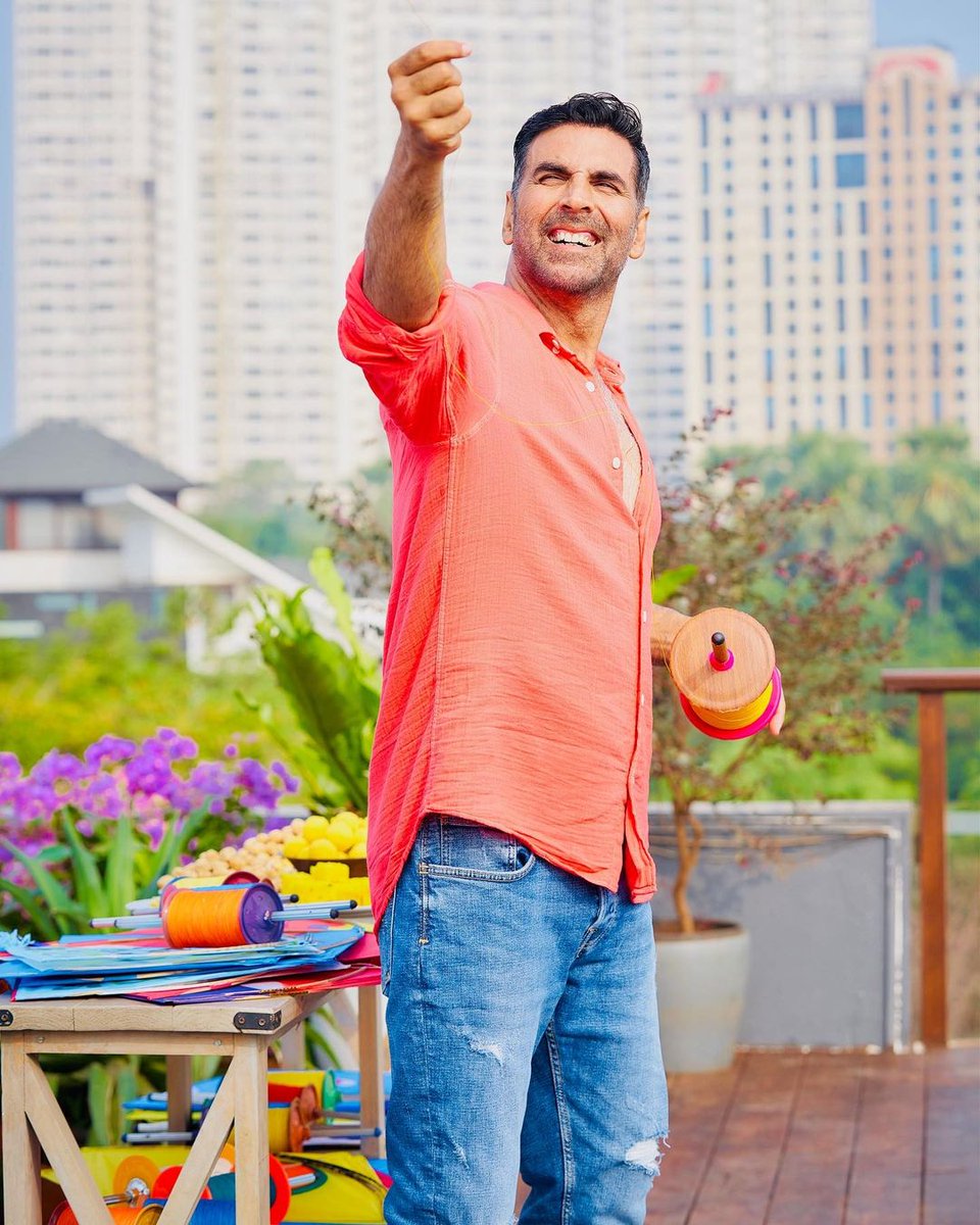 jyothi_jha's tweet image. #AkshayKumar steps back from #Vimalelaichi ad. Apologises to fan, says &apos;your reaction in the past few days has deeply affected me.&apos; To contribute entire endorsement fee towards a worthy cause. 

#VimalPanMasala
