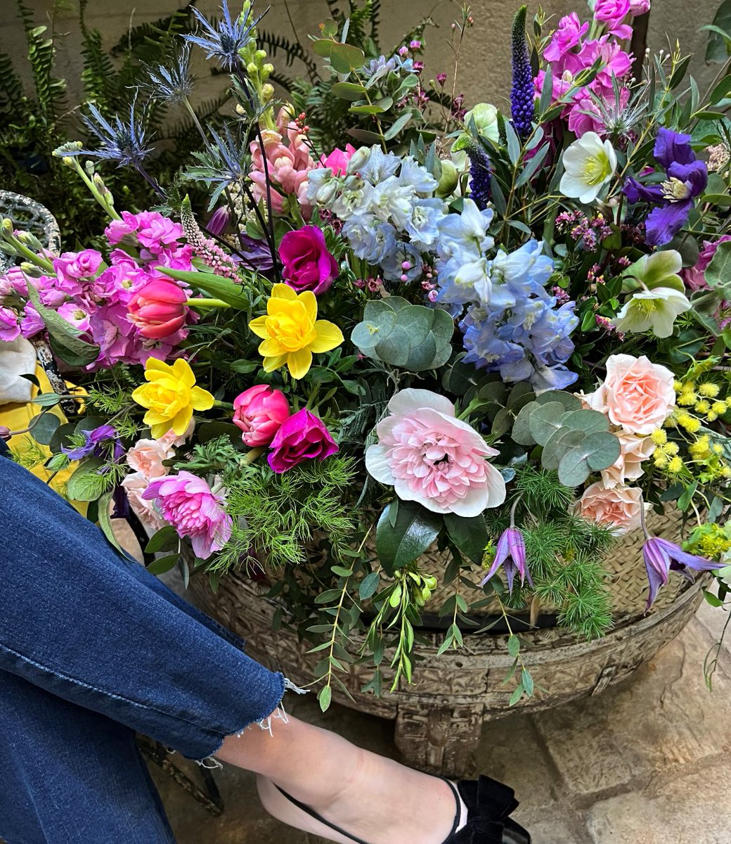 Para las que siempre están ahí🏵️🌺🌼 
¿Tienes ya tu regalo? #diadelamadre 
.
.
#tequieromamá #regalosespeciales #hechoconamor #flowersofinstagram #naranjasdelachina