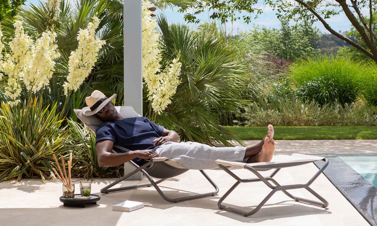 Quelles sont les #tendances mobilier jardin 2022 ?
Laissez-vous emporter par notre collection de mobilier de jardin pastel et acidulée, éco-responsable et contemporaine. Idéale pour la saison 2022 sous le signe de la durabilité ! 🌿
bit.ly/3MlK1Yv lafuma-mobilier.fr/actus/tendance…