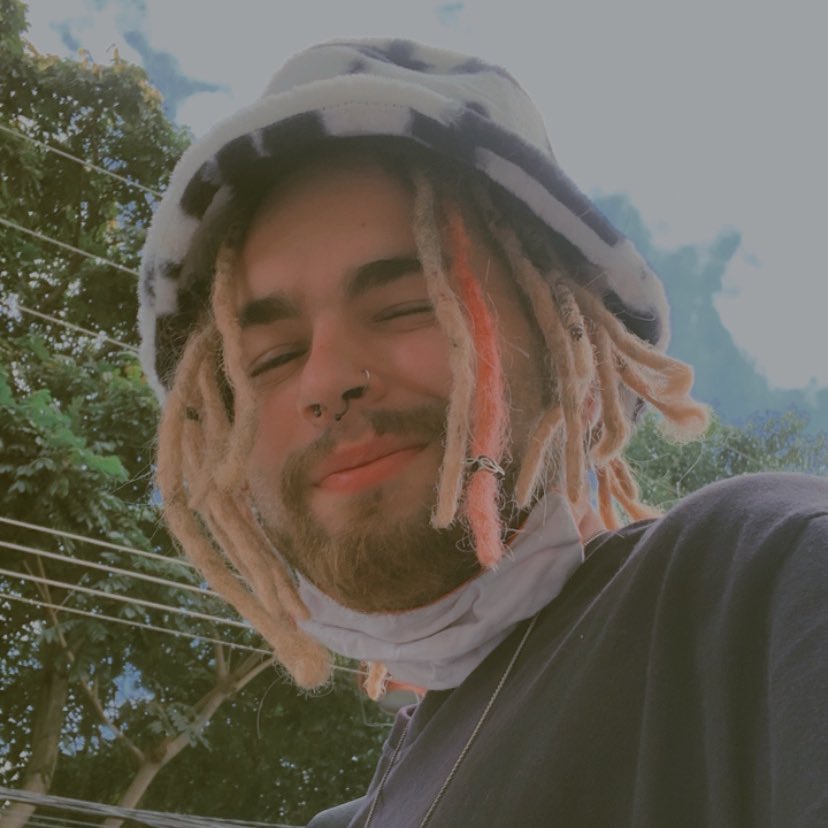 feq ✨ tweet media