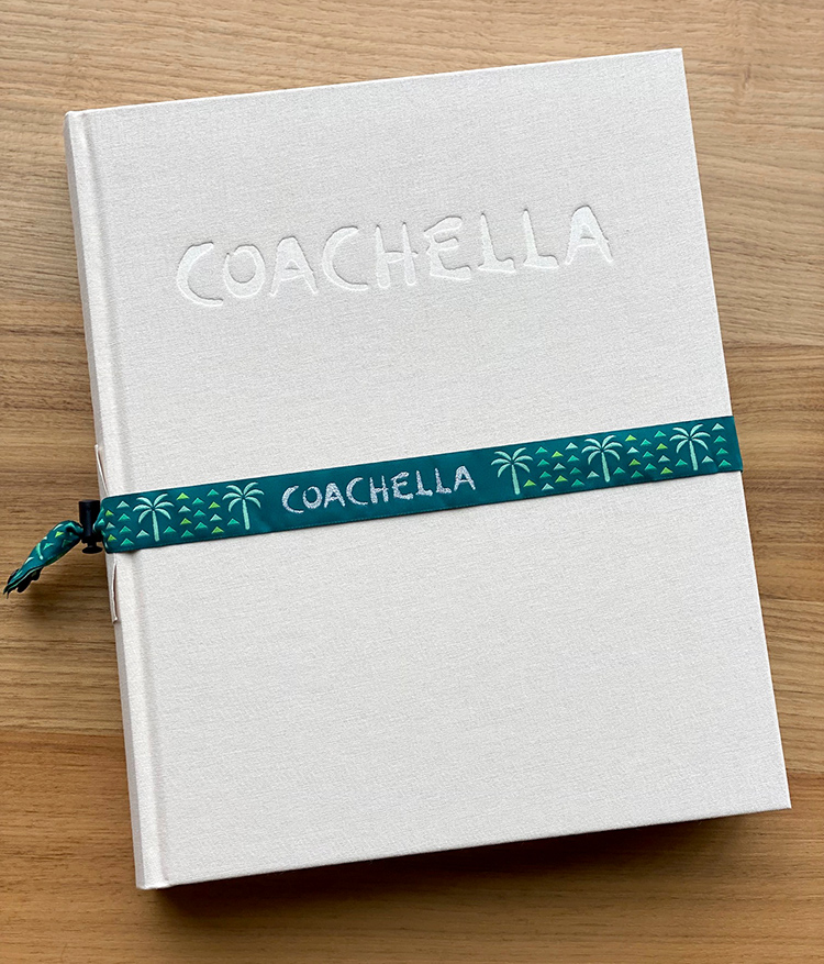 REVERBrewards's tweet image. 🪩 COACHELLA GIVEAWAY 1/5 🪩

Win a limited edition 400-page photo book + NFT that grants access to a private Discord channel (value: $500 USDC)

1⃣ RT &amp;amp; Follow @PinClubFamily 
2⃣ Join Discord » discord.gg/JpFG8PSP9u
3⃣ Tag 3 Friends

⏰ Winner announced in 12 hours ⏰