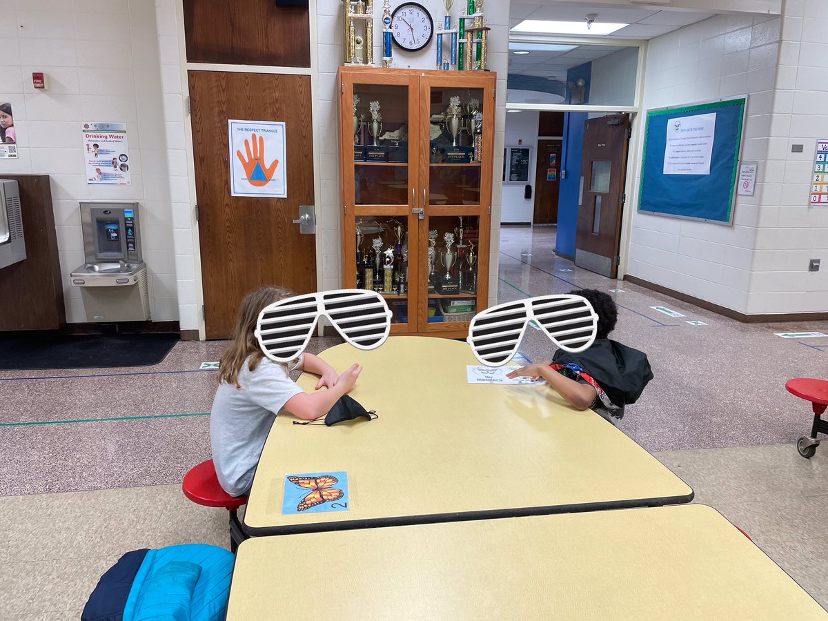 CTMontessori1's tweet photo. Check out our Monarch Ambassadors! They are facilitating our bi-monthly new student orientation about .@CTMontessori1 expectations!!! #MonarchMagic #StudentLeadership https://t.co/txW9FqsQGu