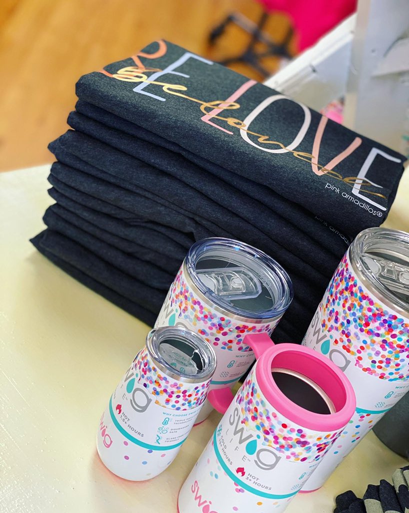 Shop_Julies's tweet photo. Stop in and shop Julie’s &amp; Co. today! So much cuteness!!! Open today 10a - 6p! 

#shopjulies #tees #swig #newarrivals #boutique #shopping #shopsmall #shoplocal #stopin #almaga https://t.co/Fl3PR9D8kq