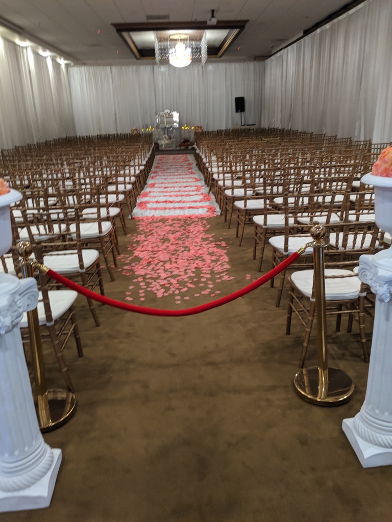 Pacific_Hills's tweet photo. Are you getting married 💍? If so, know that we are passionate about creating the most memorable atmosphere for weddings within our versatile venue 💒!

So, be sure to contact ☎️ us today: https://t.co/CMvSk9owrc

#pacifichills https://t.co/xUlAkPua8t