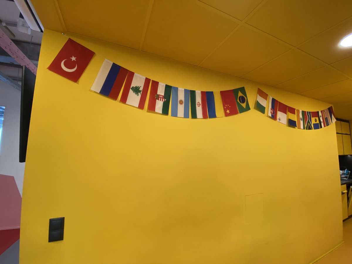istvan_csanady's tweet photo. The 20th flag is about to arrive to team @Shapr3D! ❤️ 🇹🇷🇷🇺🇱🇧🇭🇺🇦🇷🇮🇷🇺🇦🇨🇳🇧🇷🇸🇰🇲🇹🇷🇴🇮🇳🇲🇩🇸🇾🇺🇸🇵🇭🇿🇦 It's a ton of fun to work with such an international crowd. https://t.co/OzCmYnDdlW