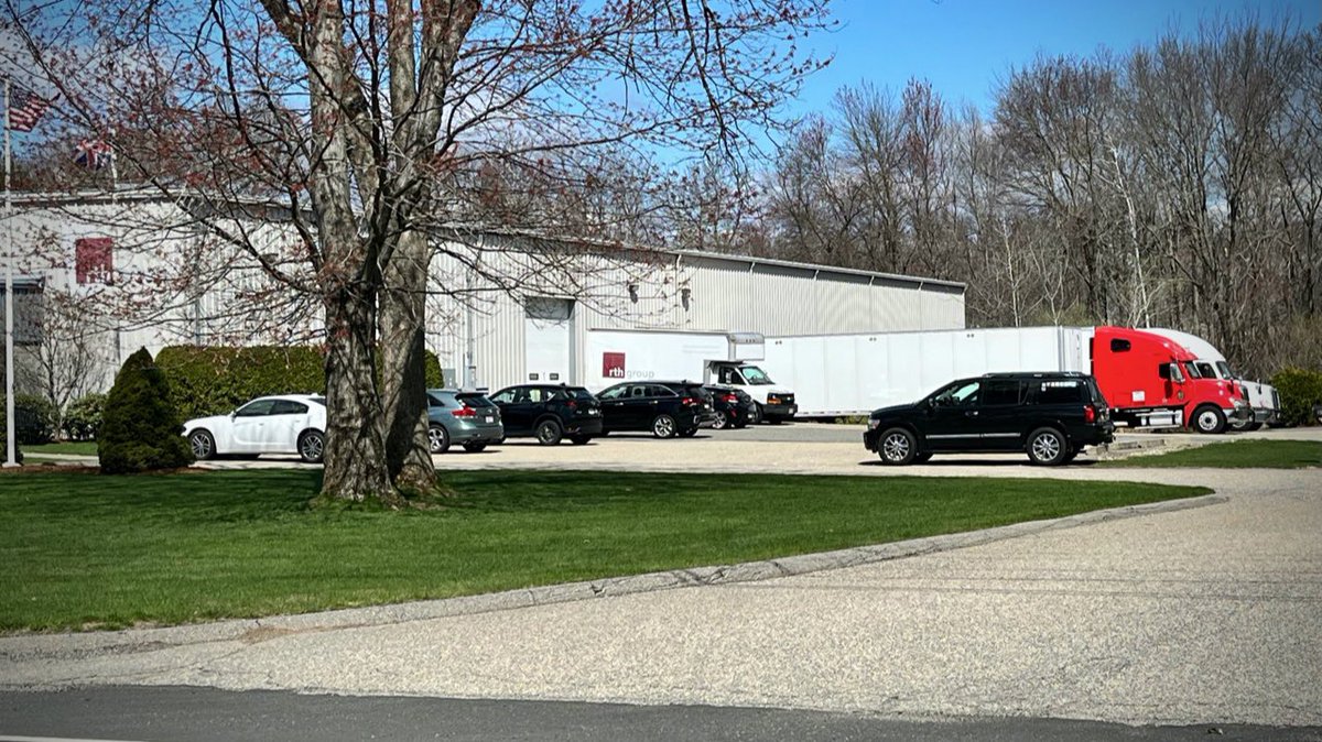 RTHltd's tweet photo. Our 4 trucks are loaded and we are on our way to build 5 stands at @AviationWeekMRO in Dallas, Texas! @prattandwhitney @embraer @AerFinLtd @BarnesNext #AviationWeek #AvMRO #MROAM #aviation https://t.co/UXkZDmF3ns