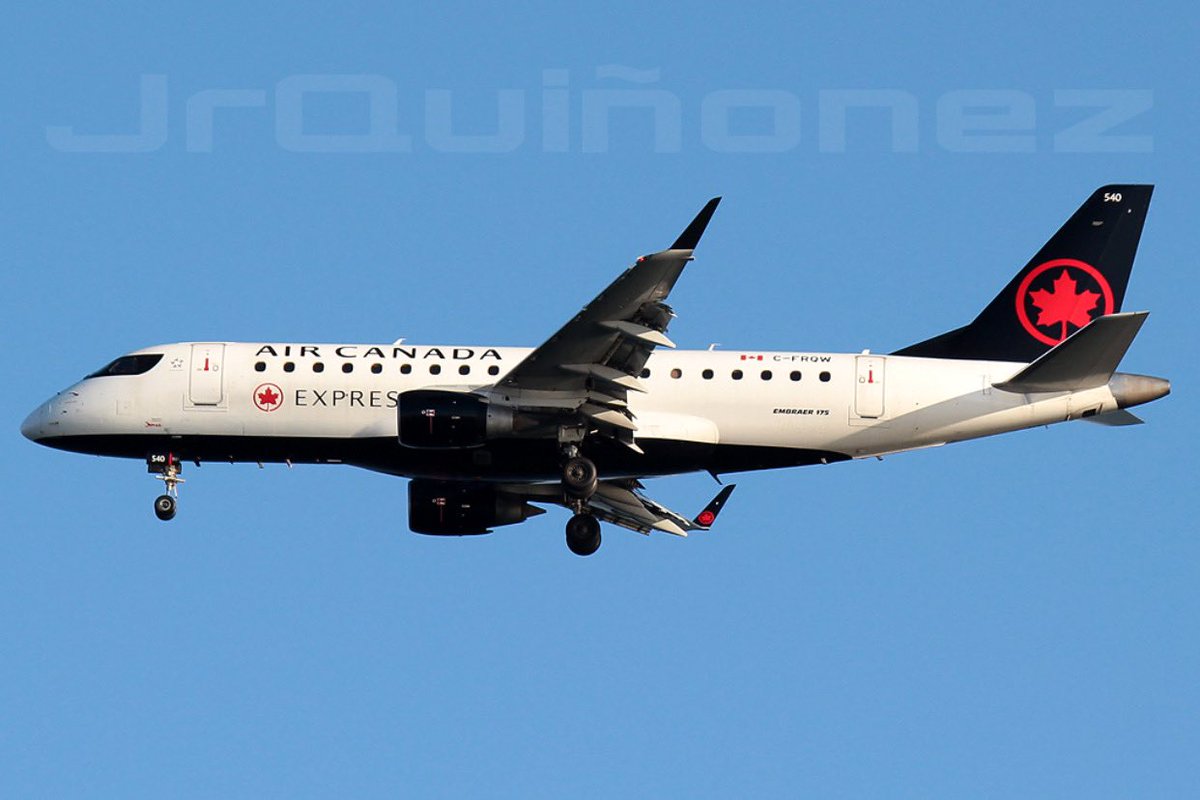 FSA_2013's tweet photo. Embraer 170-200SU
Air Canada EXPRESS
🇨🇦 C-FRQW
#BostonLoganIntlAirport
©️JR.Quiñonez 
@AirCanada 
@branyeliz2007 
@Photograpie_88 https://t.co/Zjzm7Qh0Er