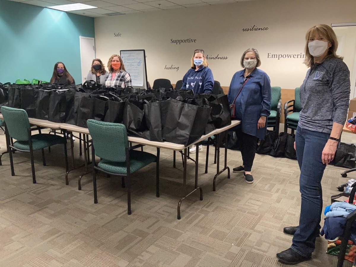 CommSol_Inc's tweet photo. VOLUNTEERS NEEDED!!
We have volunteer openings to help you fulfill your interests to make a difference in the lives of others and help clients on their journey to a brighter future! 

Become a Friend of CSI TODAY! Contact Elizabeth Hyatt at 860.996.0760 or ehyatt@csimail.org. https://t.co/vFN5aVc3yE