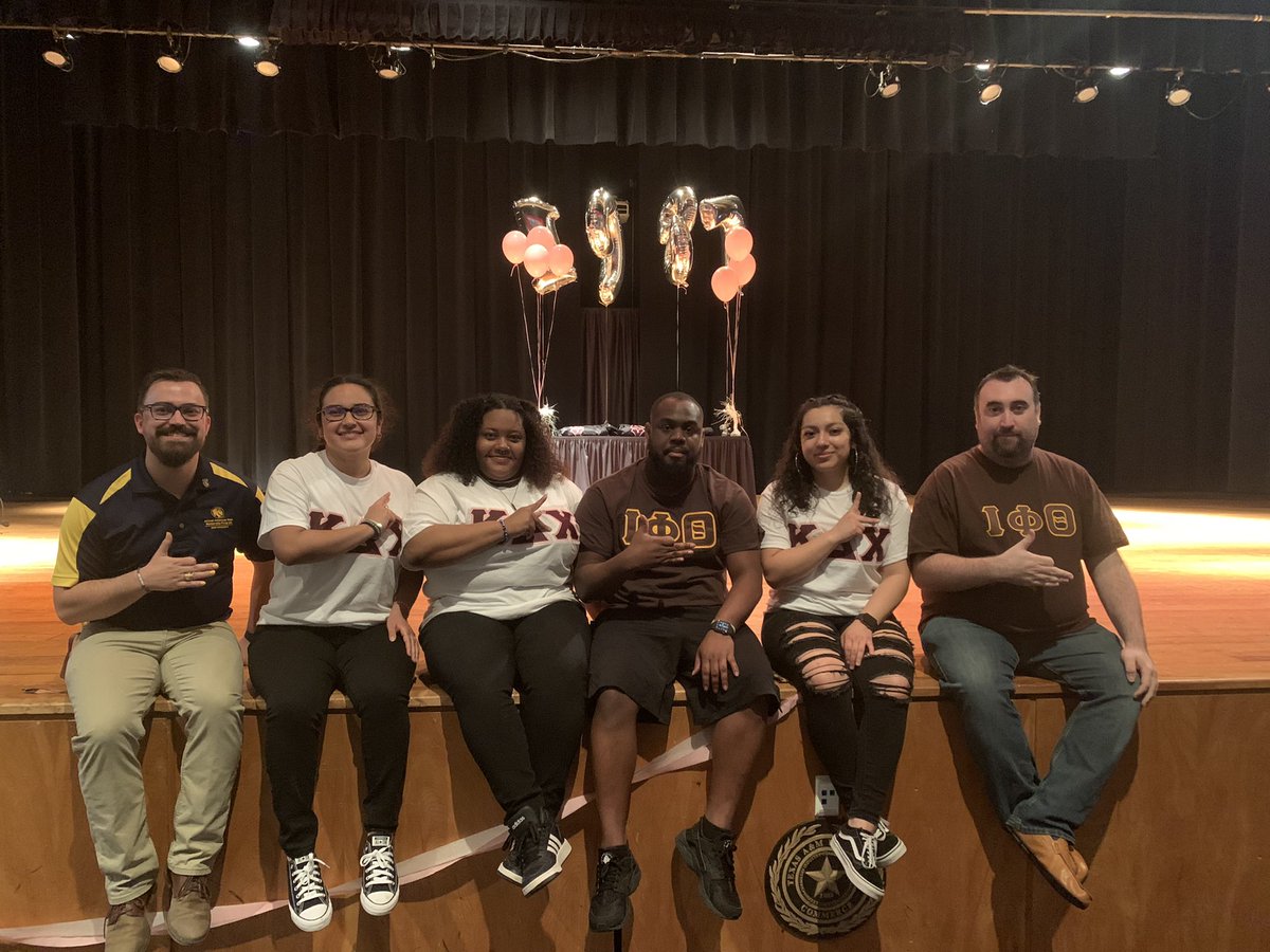 tamuciotas's tweet photo. Congratulations to the @TAMUCKDChi new members. Thank you for inviting the @tamuciotas OWt to your presentation. https://t.co/aN6jkcDoST