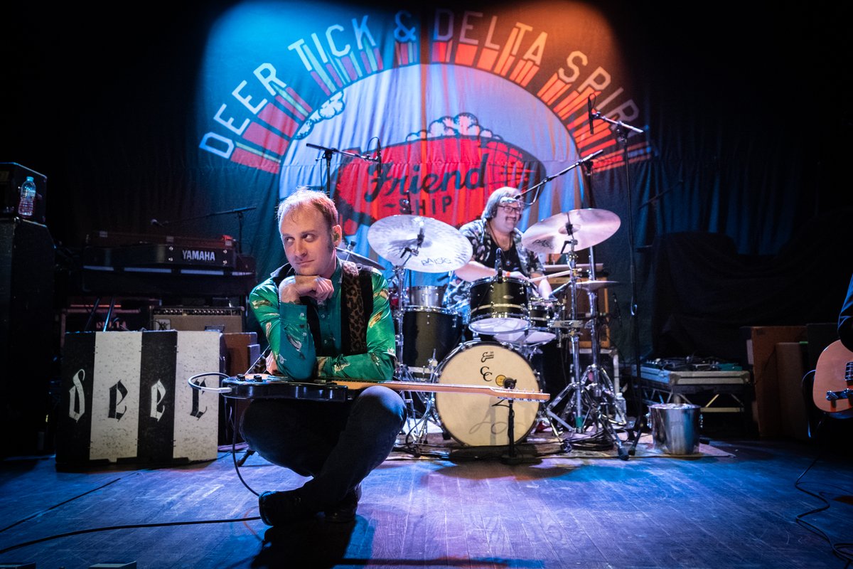 Deer Tick (@deertickmusic) on Twitter photo Headline shows are coming up this summer… who wants to go? Comment on our latest Instagram post for a chance at a pair of tickets by this Friday, 4/22 at 5pm ET & we’ll randomly pick a few of you ⚡️ Details here: instagram.com/p/CclF6KjuqTT/
📸 <a href="/mulographynyc/">Mulographynyc</a> Headline shows are coming up this summer… who wants to go? Comment on our latest Instagram post for a chance at a pair of tickets by this Friday, 4/22 at 5pm ET & we’ll randomly pick a few of you ⚡️ Details here: instagram.com/p/CclF6KjuqTT/
📸 <a href="/mulographynyc/">Mulographynyc</a>