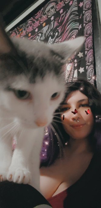 Ludo and I hope you have an amazing day 😊 https://t.co/TZwkmZi8PL