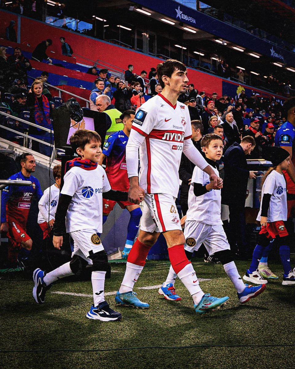 fcsm_eng's tweet photo. 1' KICK OFF! Let's go 🔴⚪
#SpartakCSKA https://t.co/bxBpsLl3zn