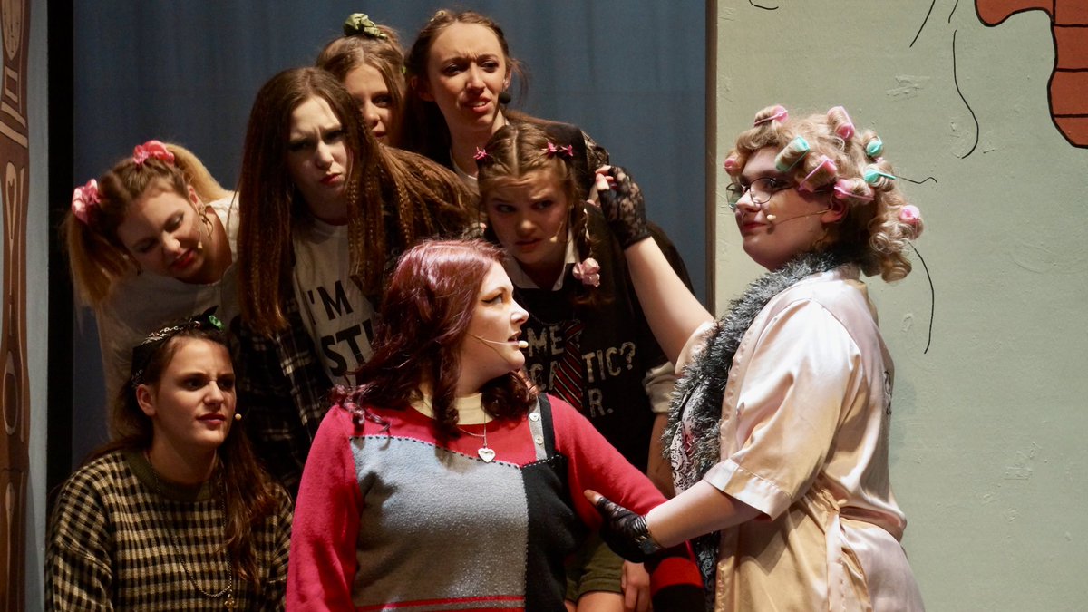 Leapin’ Lizards! Annie <a href="/leesvilleroadhs/">Leesville Road High</a> opens today and runs through Saturday. leesville.booktix.com <a href="/ITS5540/">Leesville ITS</a> <a href="/LRHS_Stage/">LRHS Pride Productions</a>