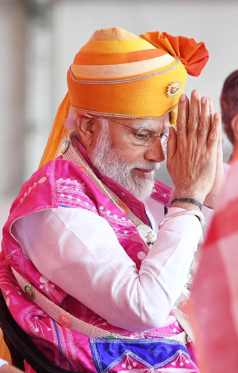 When the party gives me a responsibility, 
I must do it with complete dedication. 
God has given me the ability, 
which I utilise to its optimum

#NarendraModi #India https://t.co/FT7Sx2lmd1