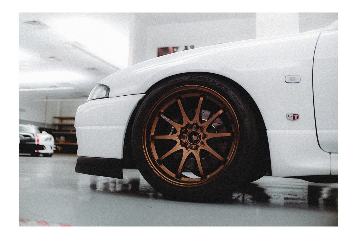 JanoskiWalton's tweet photo. R33's are definitely my favorite of the Skyline family https://t.co/GW99BplxCj