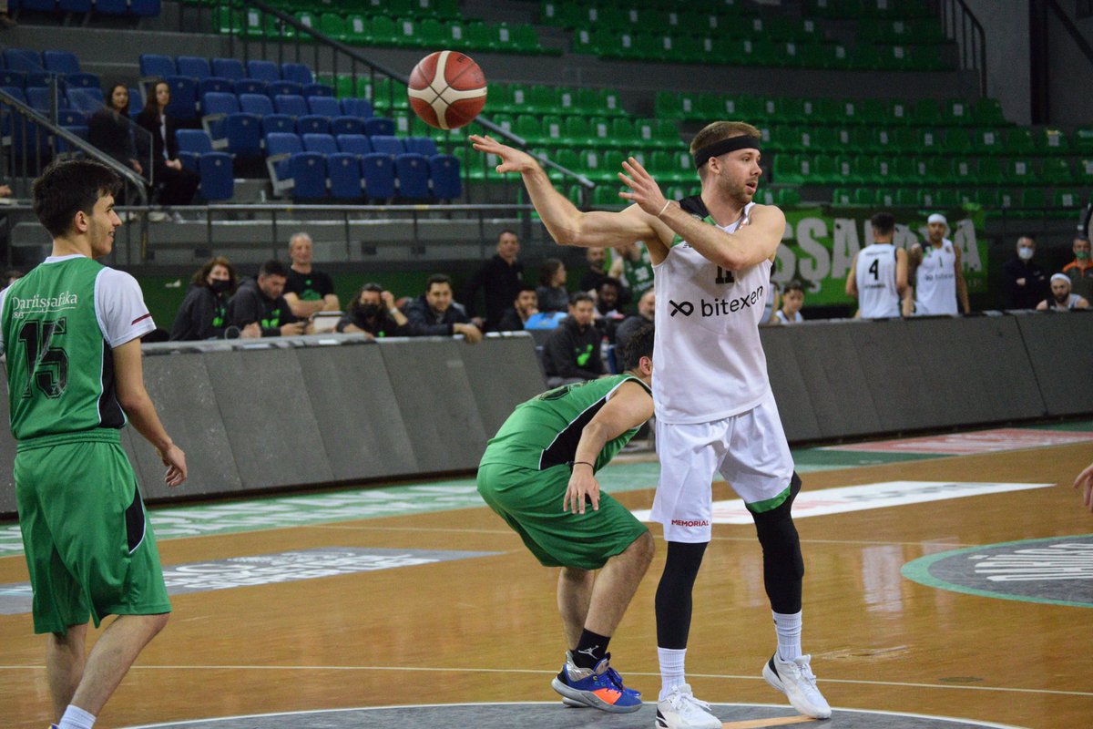 dackabasket's tweet photo. 🌟 DAÇKA ALL-STAR ‘22

Bugün Darüşşafaka Ayhan Şahenk Spor Salonu’nda oynanan karşılaşmada Darüşşafaka Lisesi Basketbol takımı, Darüşşafaka’ya karşıydı. https://t.co/JalQBbAKUa