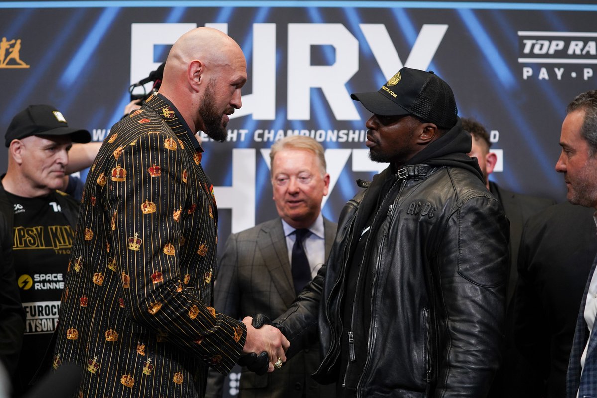 boxingontnt's tweet photo. .@Tyson_Fury and @DillianWhyte finally face-to-face 👀

#FuryWhyte | Saturday | BT Sport Box Office https://t.co/jEl7RdhFgu