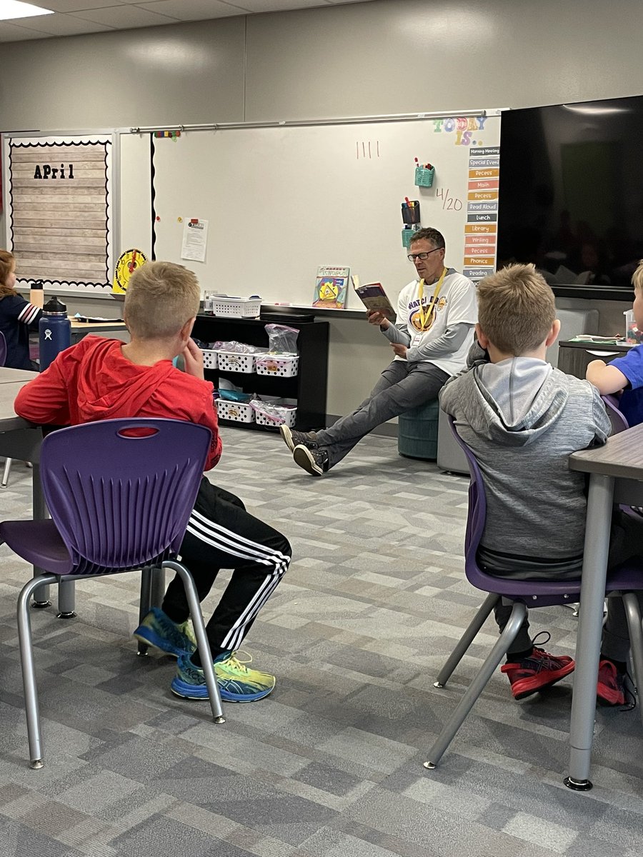 Mrs. Darr (@jdarr_adm) on Twitter photo We love having WatchDOGs in our room, especially when they do our read aloud. 😊 We love having WatchDOGs in our room, especially when they do our read aloud. 😊