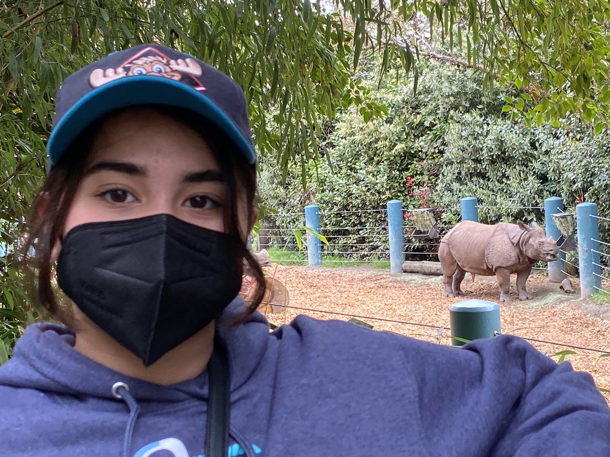 PKBurchick's tweet image. A brisk morning visit to the @woodlandparkzoo to start our day 🦁🐯🐒