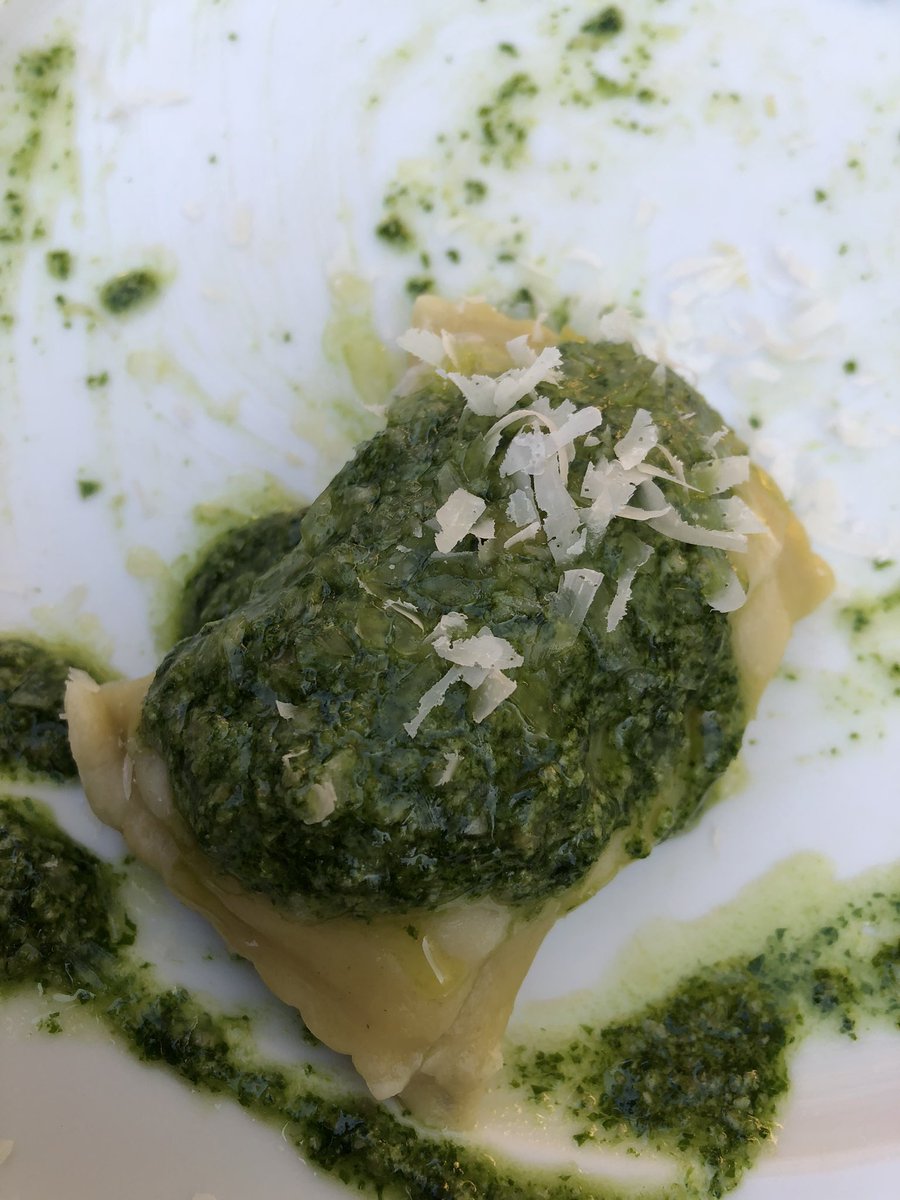 kaepten_hook's tweet photo. #maultaschen mit #Pesto vom Lauchhederich (https://t.co/HMJscWWKBj) 👍 https://t.co/rHh73dJBFx
