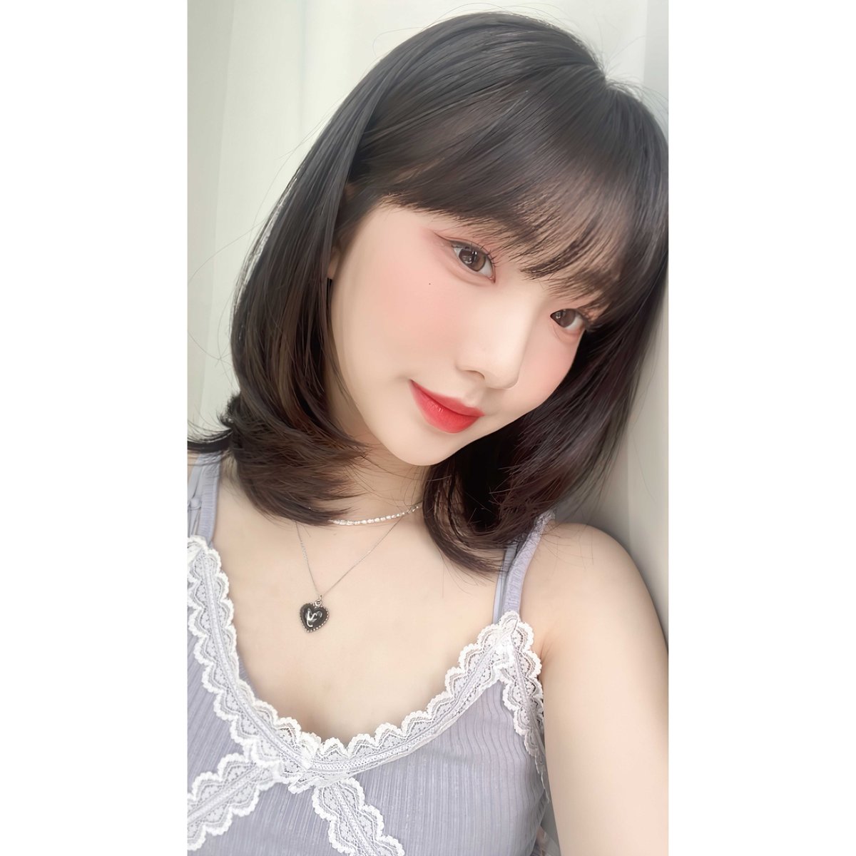 LOONATHEHQ's tweet photo. #이달의소녀  #LOONA 
upscaled profile pictures thread https://t.co/EFNFgSfCWm