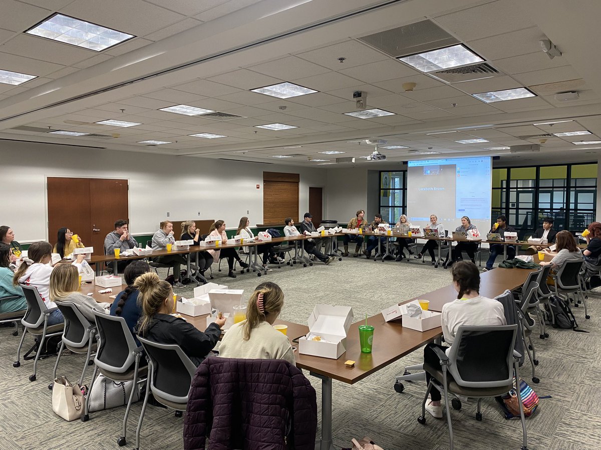 Sully3830's tweet image. Last @ATUSGA Senate Meeting of the semester.  Proud of the work of these @ArkansasTech student leaders this past year!!