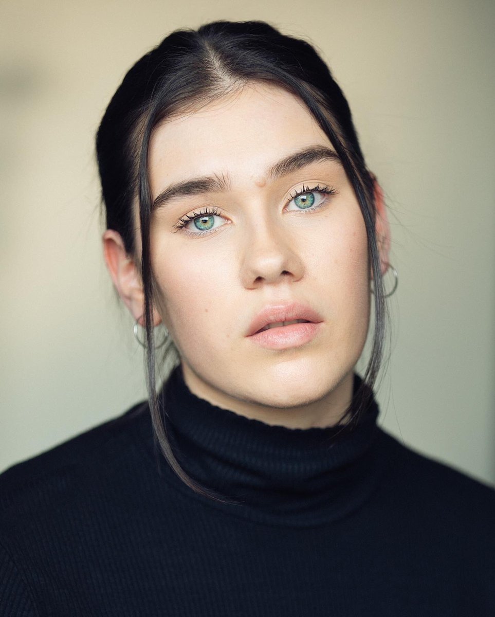 RomyKelleher's tweet photo. A lil headshot refresh by the absolute best @AJPhotos_ 

Thank you for the great session and making me feel so comfortable! https://t.co/ItFmUlao1o