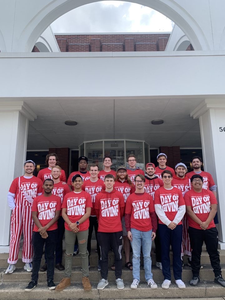 WabashDPD's tweet photo. A big THANK YOU to all of our students, parents, alumni, faculty, staff, and community members who donated to #WDPD during our 9th Day of Giving. We met our goal of 90 gifts! You are the #GiantShoulders that help us continue to engage our communities! https://t.co/YjPf5sY2OT